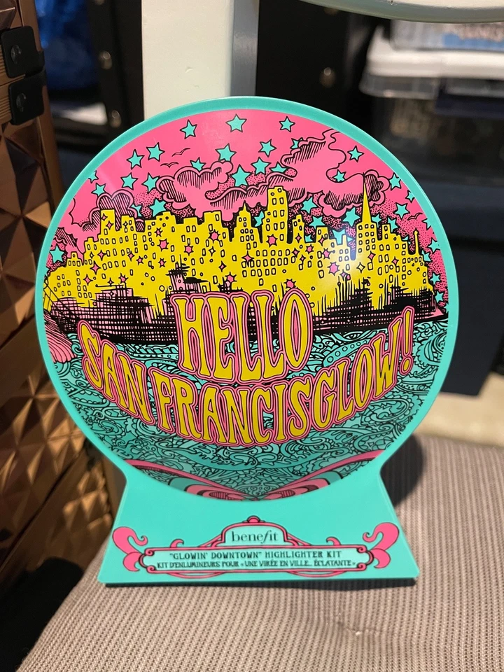 BENEFIT Hello San FrancisGlow! Glowin' Downtown Highlight Kit Reusable Tin NEW - Image 3 of 4