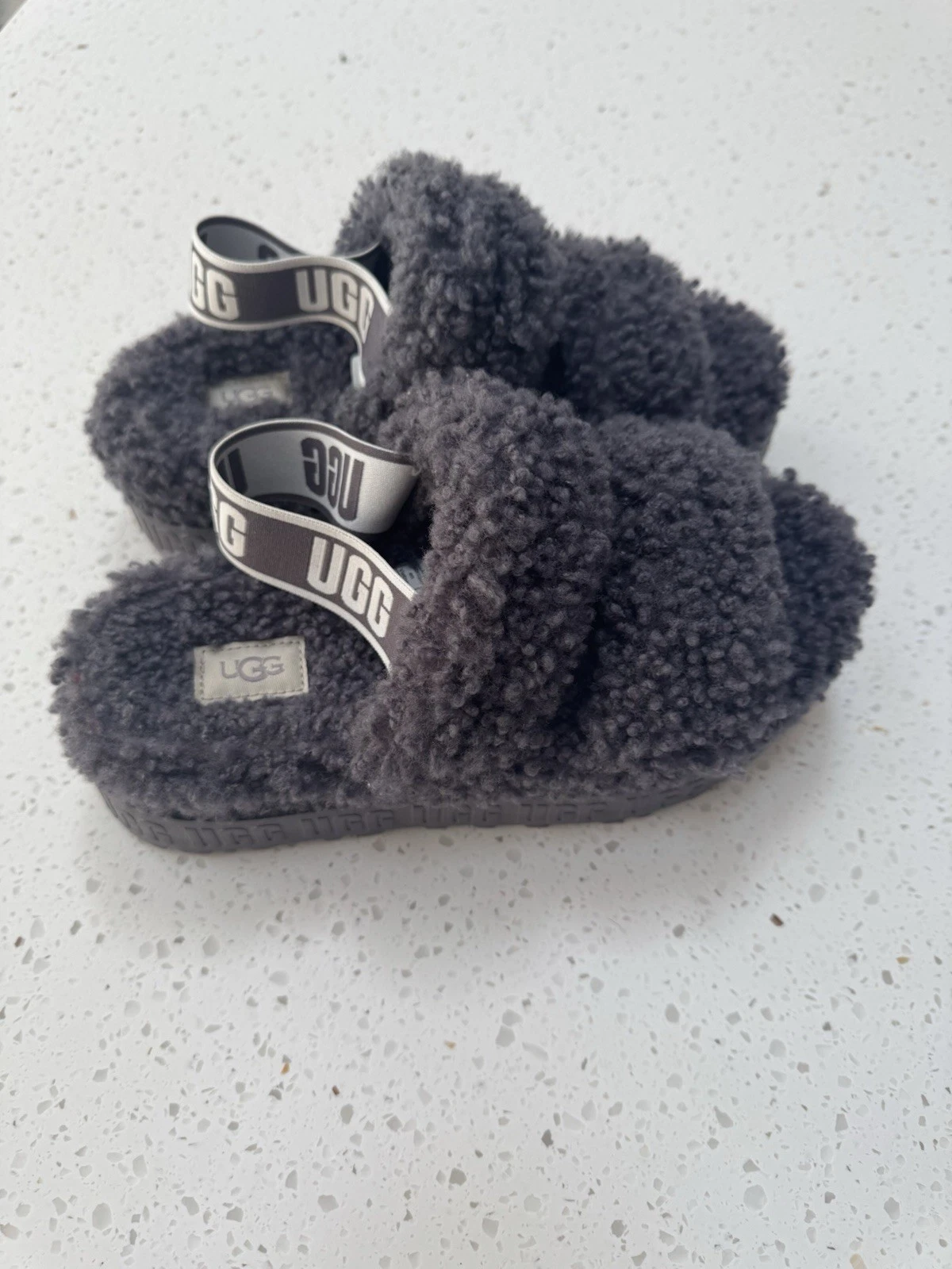 Sandali da letto UGG grigi morbidi soffici taglia UK5