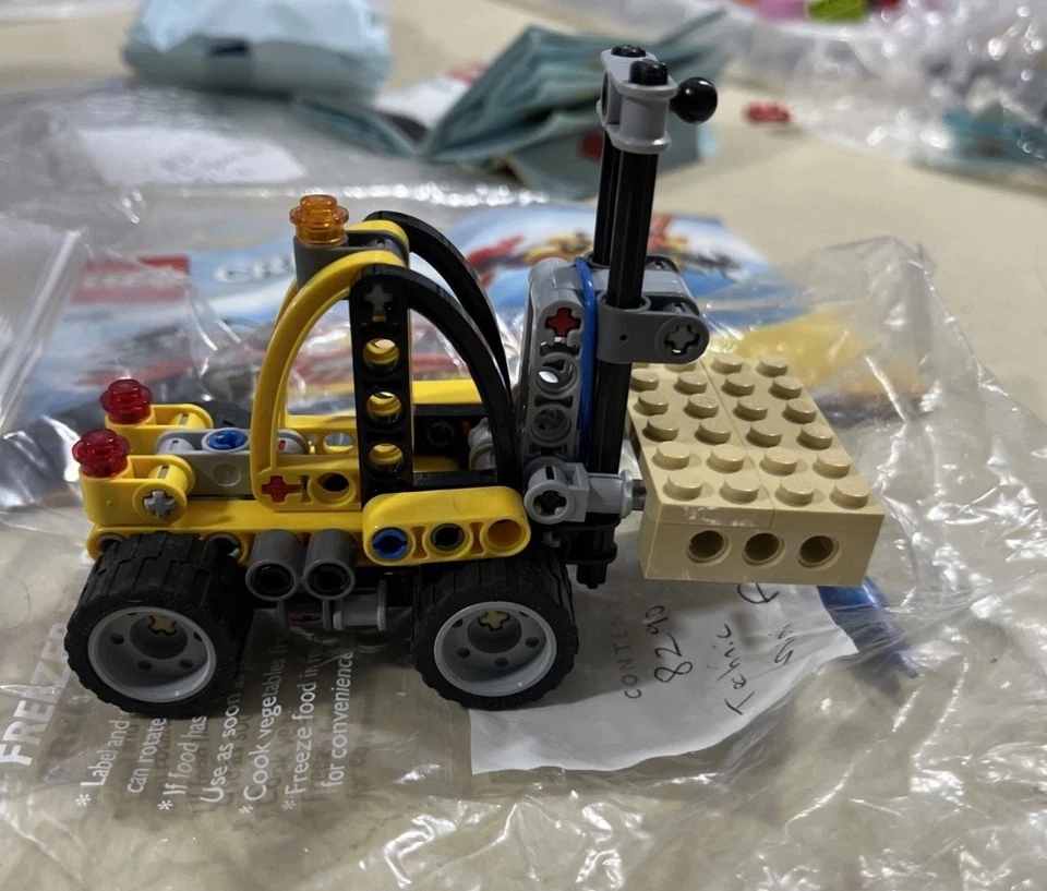 LEGO Technic 8290 Mini Forklift