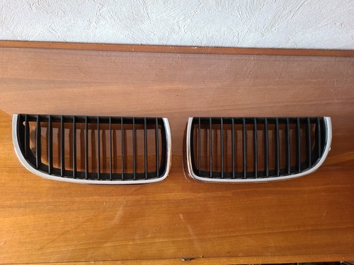 BMW 3er E90 E91 7120007 7120008 Kühlergrill Nieren