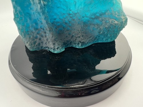 Wyland Great White Shark & Coral Sculpture 1990 blue Acrylic Marked - Picture 3 of 9