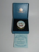 1974 Christmas Box Bilston & Battersea Halcyon Days Enamel Trinket Box - Box