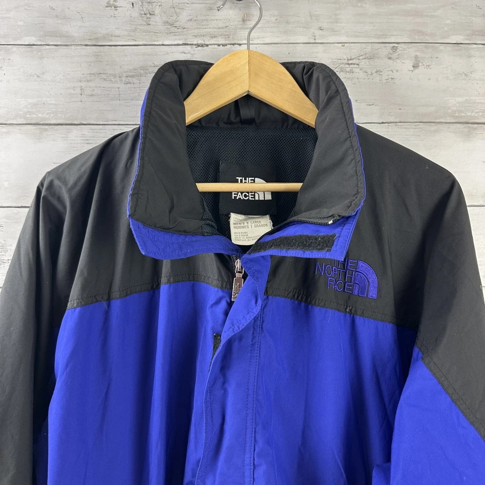Chaqueta con capucha de lluvia XL para hombre The North Face púrpura negra 2010 Foto 2 de 4