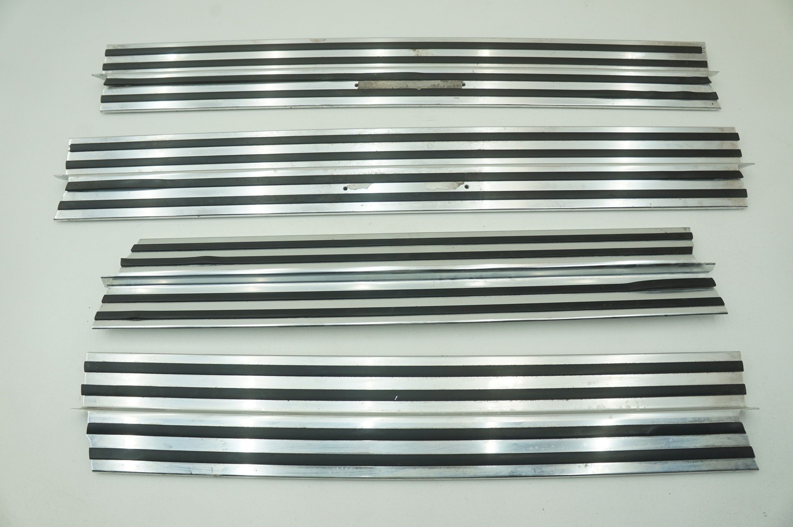 Set 4 Front Rear Left Right Door Sill OEM 51477057020 Rolls Royce Phantom Vii 06