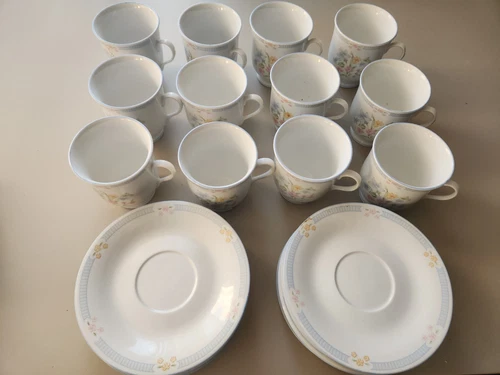 Set of 12 Vintage Garden Bouquet by Excel - Tea / Coffee Cups & Saucers