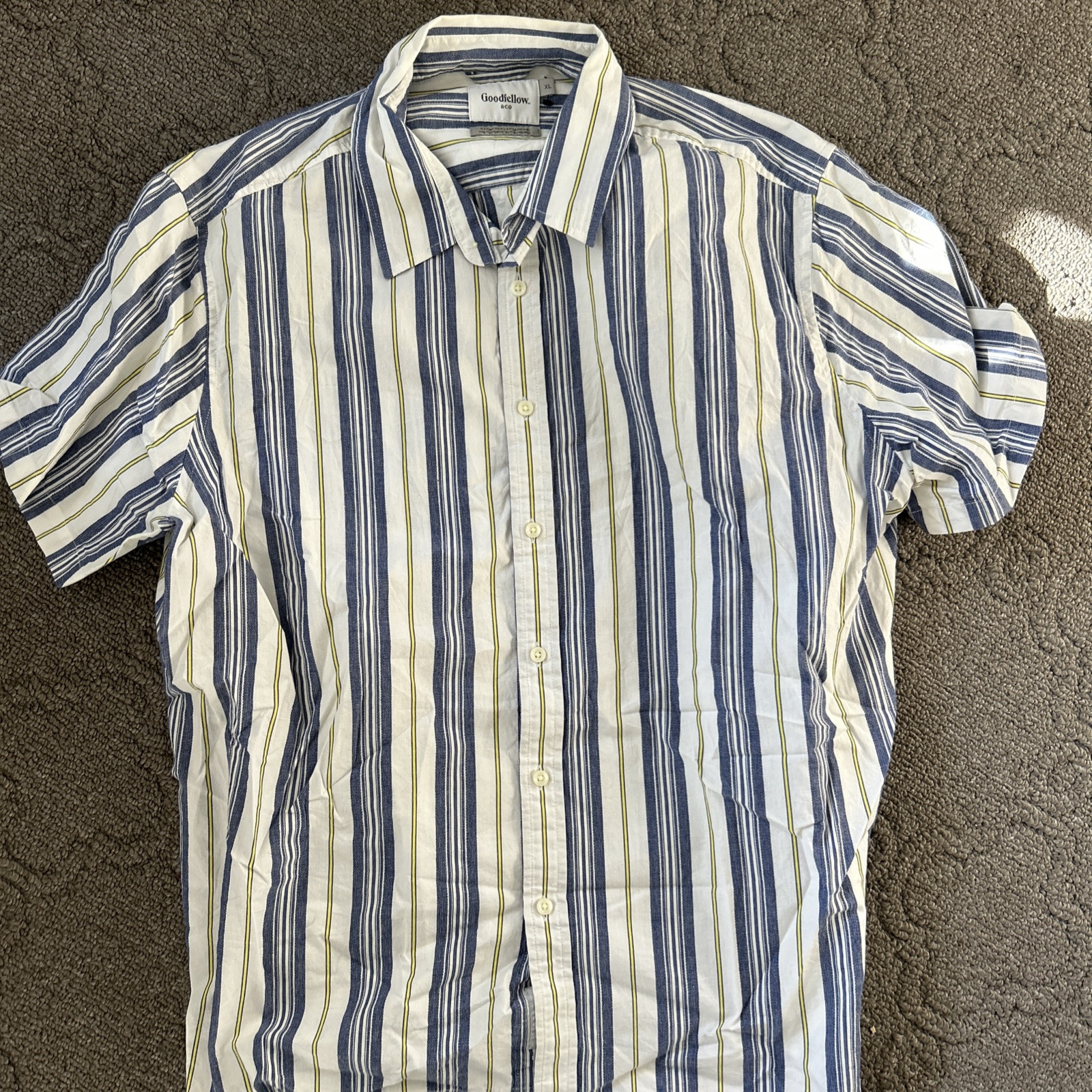 XL Men's Goodfellow Classic Fit Shirt