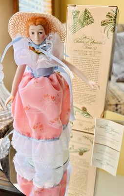Avon Southern Belle 1988 Vintage Porcelain Doll  with Box. Perfect Condition