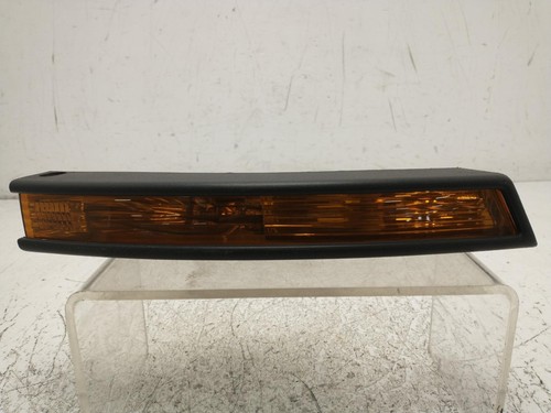 VOLKSWAGEN PASSAT RIGHT SIDE INDICATOR REPEATER LAMPDiesel Estate 05-11