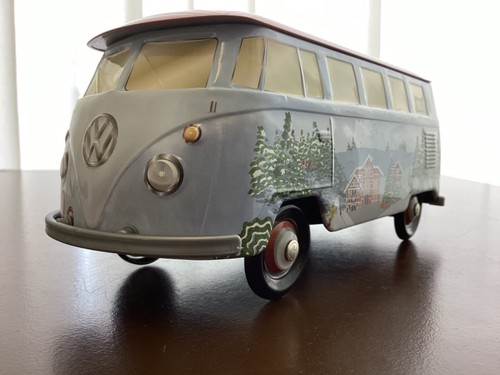 VW Bully Transporter Blechmodell / Dose C.DelormelSAS France Official Licen