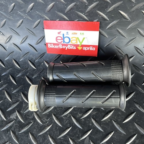 ♻️ 2018 HONDA PCX 125 - THROTTLE TUBE & GRIPS ♻️ - Picture 4 of 4