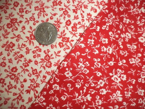 Red and White Fabric Remnants Cotton Small Flowers Lot of Two - Afbeelding 2 van 2