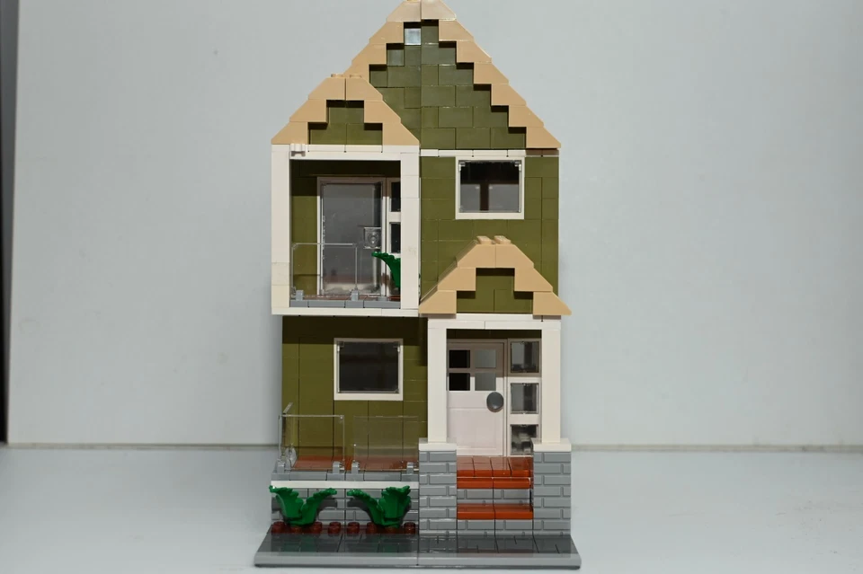 Olive Green House Modular City Modelo Personalizado Construido compatible con LEGO Foto 3 de 4