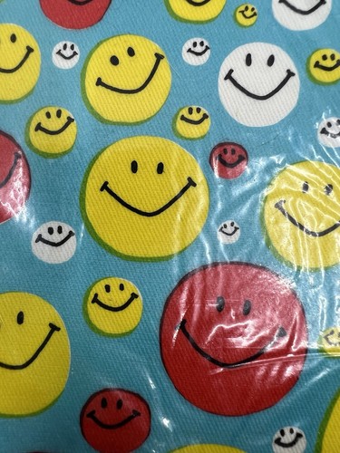 VINTAGE IRON ON PATCHES MOD POP ART PATCH UNUSED IN PACKAGE FEET SURFER HIPPIE - Picture 3 of 4