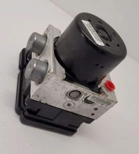 2014-2020 Dodge Journey ABS Anti-Lock Brake Pump Control Module Assembly Foto 2 de 4