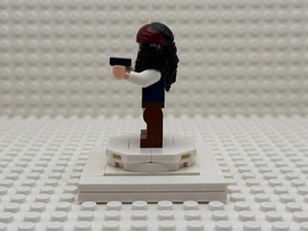 Lego Captain Jack Sparrow Minifigure Pirates of the Caribbean 4182 poc010