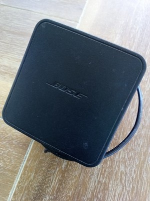 Bose SoundDock Portable Digital Music System Bluetooth 30-Pin iPod