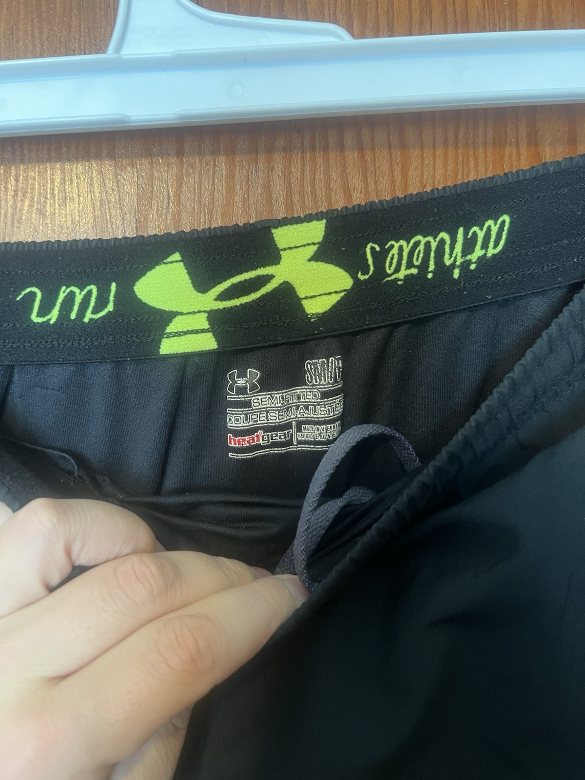 Under Armor Women’s Running Shorts Size Small Athletic Black Orange Gray thumbnail 3