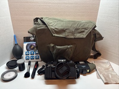 Minolta X-7A 35mm Film Camera Lot With Lens Flash 1 Roll Of Film & Camera Bag