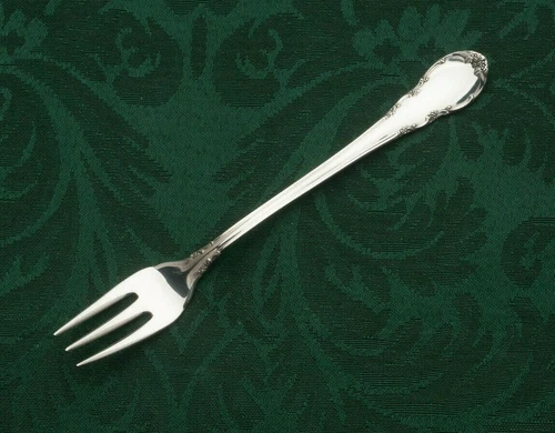 Modern Victorian by Lunt Sterling Silver individual Cocktail Forks 5.75"