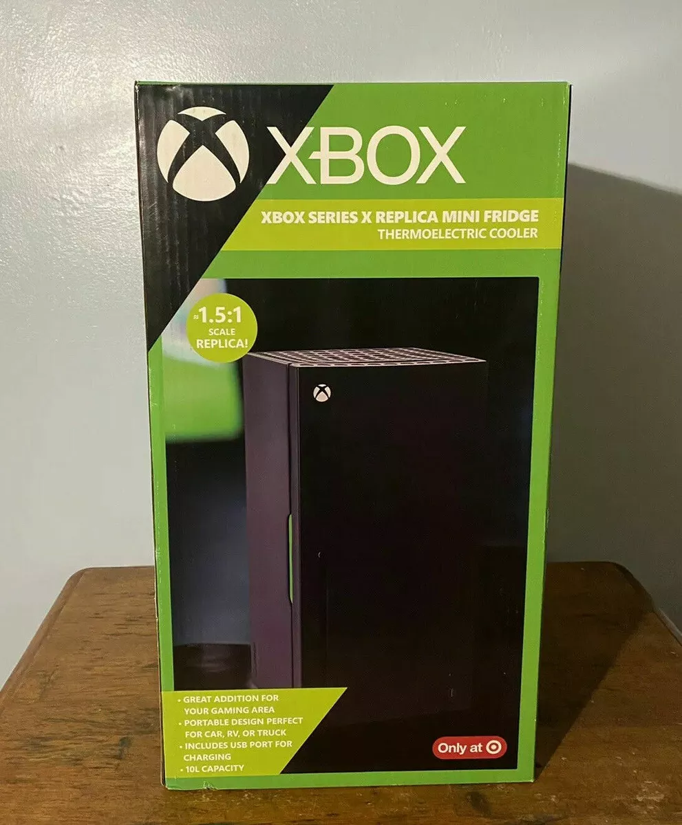 Xbox Series X Replica Mini Fridge