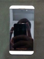 Blackberry Z10 16GB Verizon Wireless 4G LTE WiFi Smartphone U46 