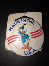 Vintage Donald Duck Made in the USA Pins Buttons - 1986 M5