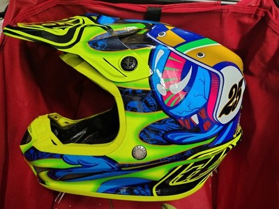 Troy Lee Designs SE4 Composite Eyeball Helmet Size XL Dirtbike