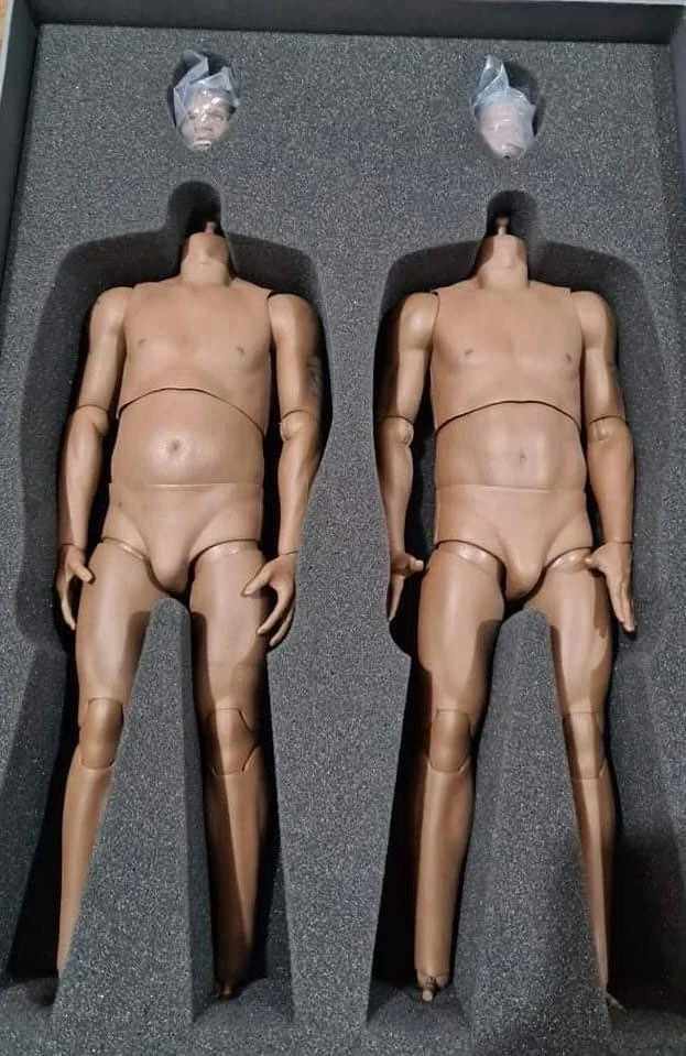 Enterbay NBA Real Masterpiece 1/6 Scale Shaquille O'Neal Duo Pack - Image 2 of 4