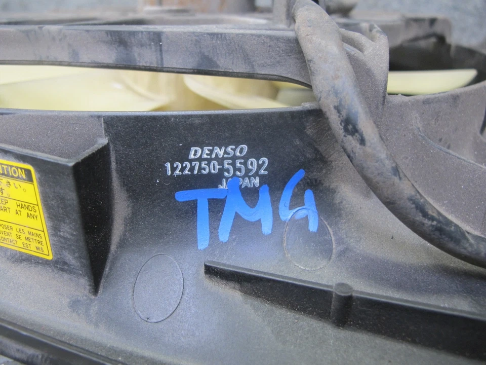 00-05 TOYOTA MR2 SPYDER ZZW30L MOTOR RADIADOR VENTILADOR DE REFRIGERACIÓN CUBIERTA DEL MOTOR OEM Foto 2 de 4