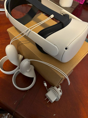 Oculus Quest 2 VR Headset 128GB with everythint (READ Description.)