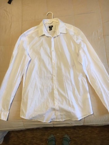 H&M - Women's Long Sleeved Button-Up Blouse (White - Large) Pre-Owned