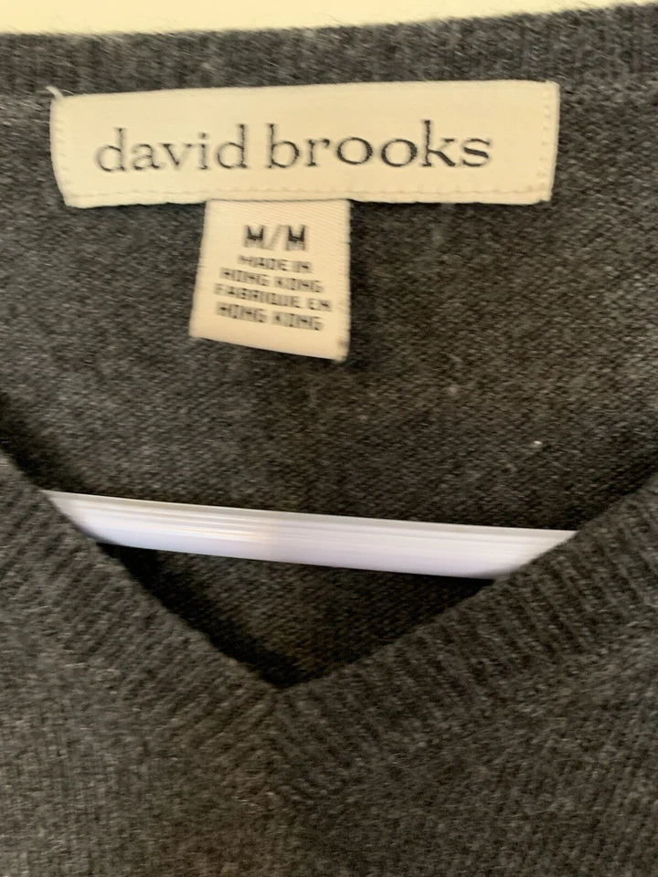Suéter David Brooks Talla M Gris Cuello en V Manga Larga Ligero Foto 2 de 4