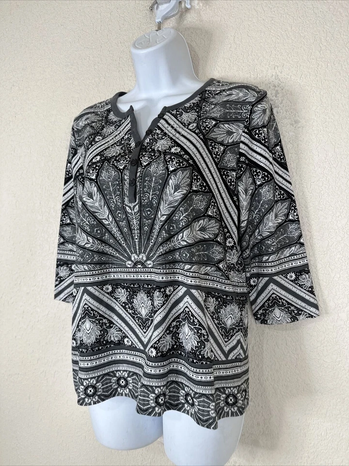 Rebecca Malone Womens Size PM Gray Floral Stripe Henley Shirt 3/4 Sleeve - Image 2 of 4