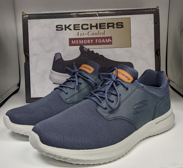 Skechers Delson Men Size 10.5 Lace up 