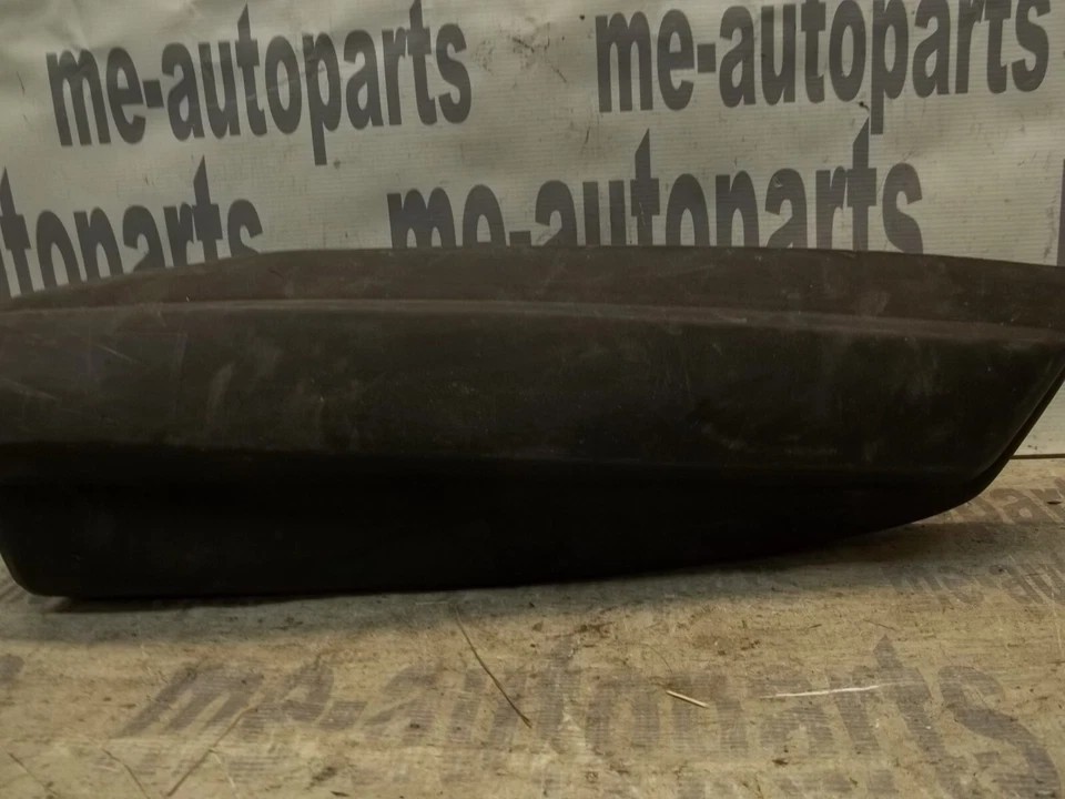77-85 MERCEDES BENZ W123 OEM PASAJERO DERECHO TRASERO IMPACTO PARACHOQUES EXTREMO ALA DE GOMA Foto 4 de 4