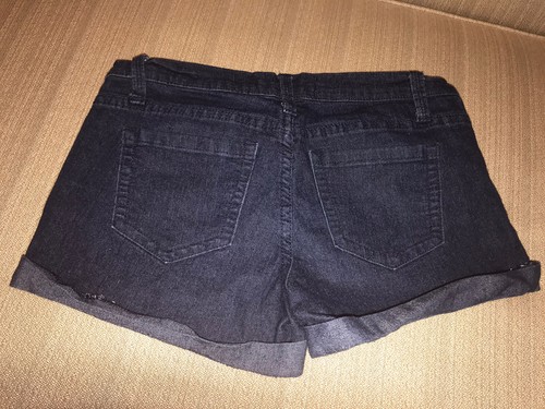 Mini pantalones cortos de mezclilla elásticos para mujer Forever 21 talla 26 mezcla algodón lavado oscuro caja D - Imagen 2 de 3