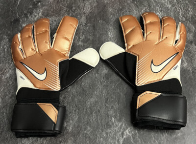 Nike GK Vapor Grip 3 Goalkeeper Soccer Gloves Copper Adult Size 8