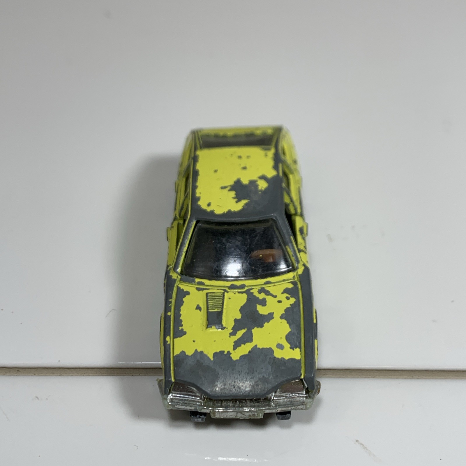 Picture 2 of 9