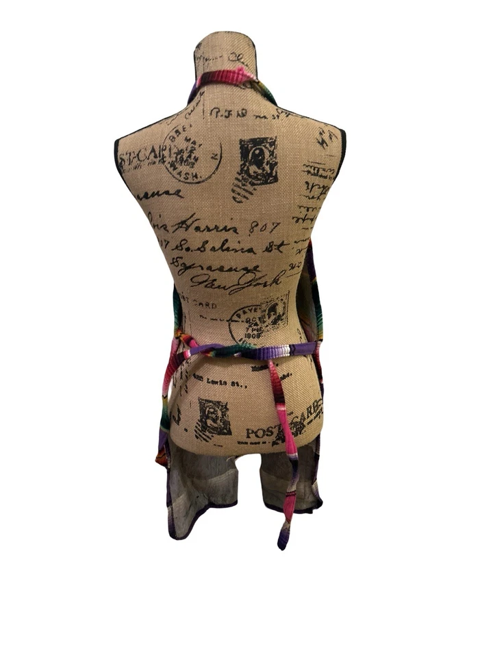Vintage Frida Kahlo Apron Rainbow Colors Mexican Cooking Apron with Pockets - Image 4 of 4