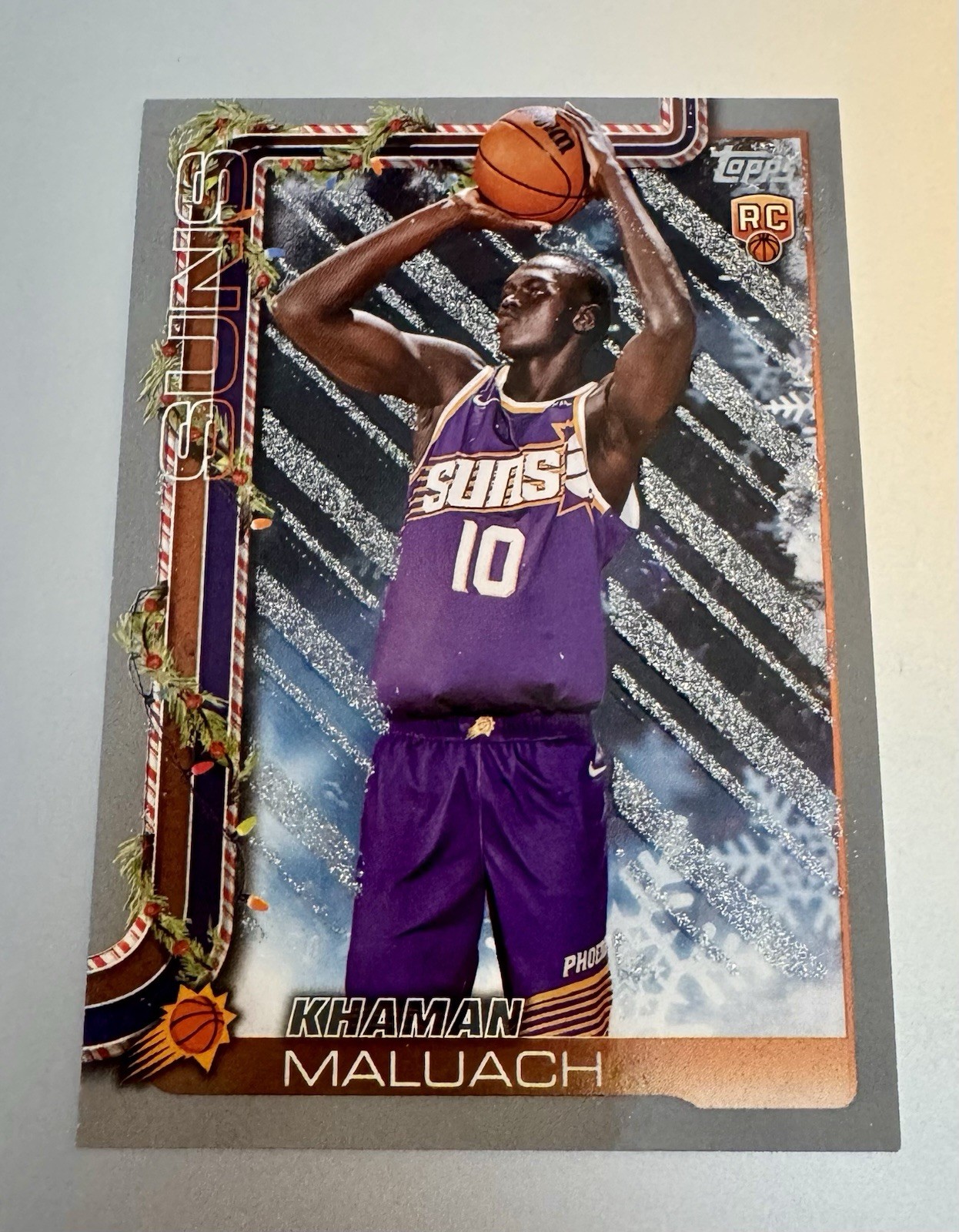 2025-26 Topps Holiday Silver Gray Glitter (RC) Khaman Maluach Rookie Card #H170