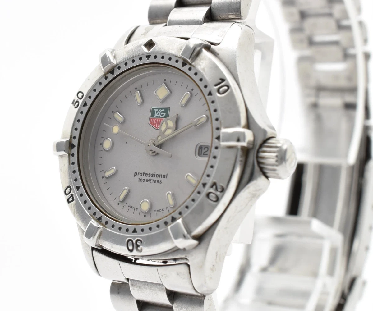 TAG Heuer Women 200 m (20 ATM) Water Resistance Wristwatches for
