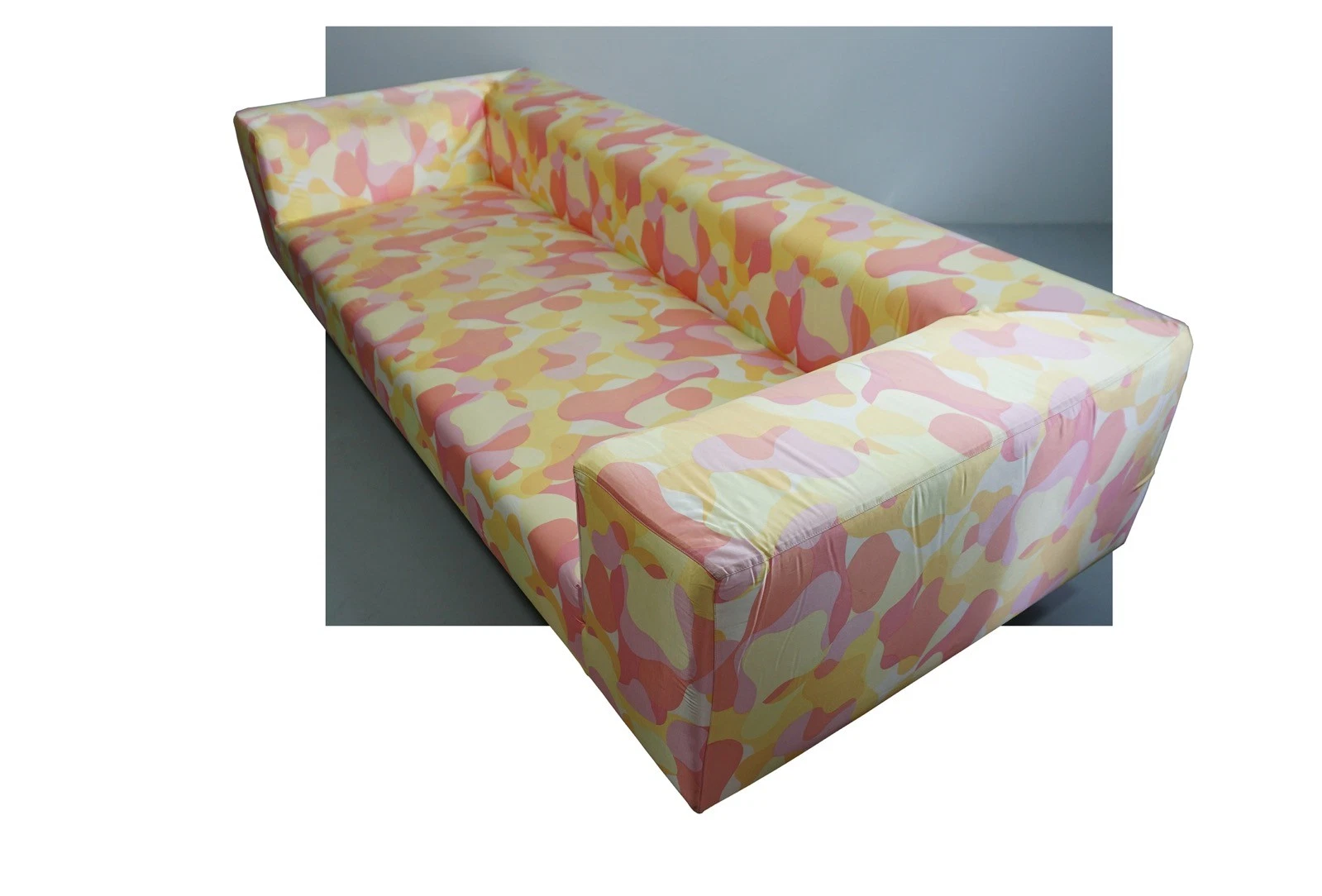 Karim Rashid Edra Unique Sofa Original from Ideal House Imm Cologne 2003 Postcard