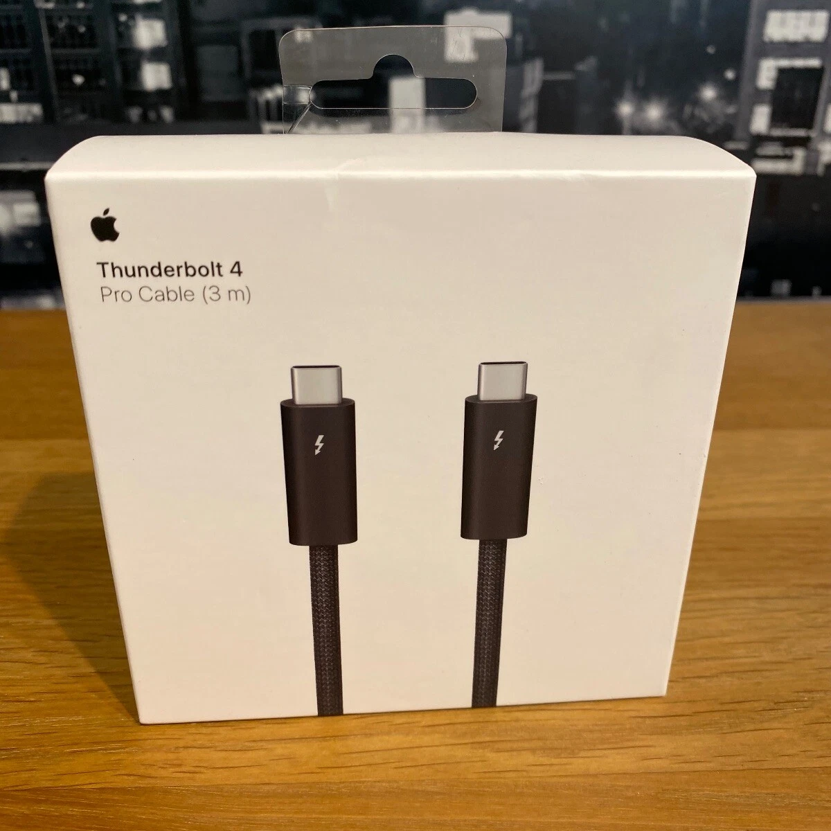 Apple Thunderbolt 4 Pro 3m Cable USB-C MacBook iPad iMac iPhone Original  Sealed