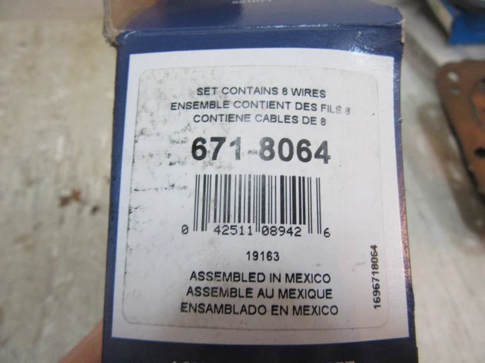 Juego de cables de bujía DENSO 671-8064 para Chevrolet Silverado 3500 2005 Foto 2 de 2