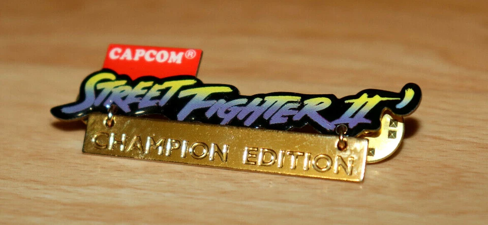1993 Street Fighter II 2 Champion Edition Vintage Promo Pin Capcom Sega Genesis - Image 2 of 4