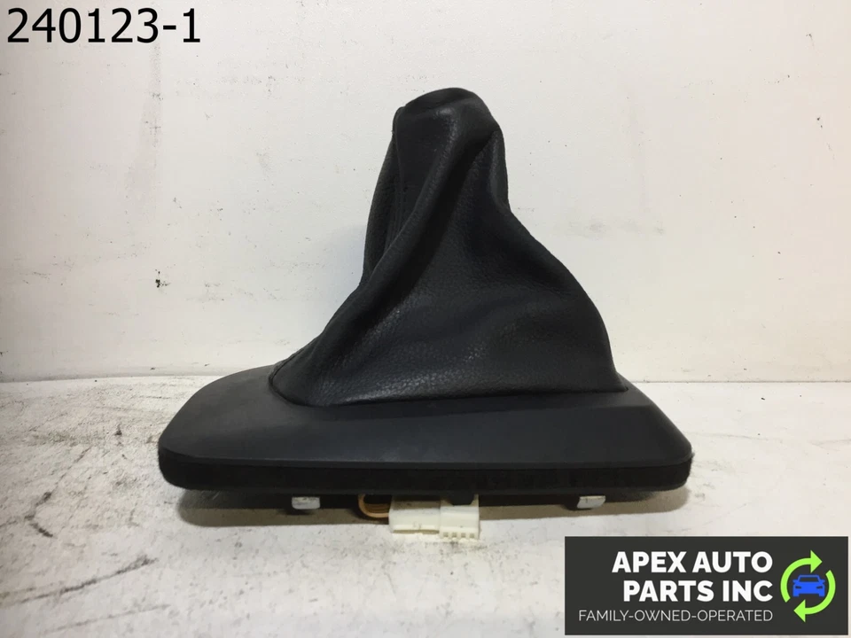 OEM 2007 BMW 530i E60 GEAR SHIFTER PANEL SELECTOR AUTO - Image 4 of 4