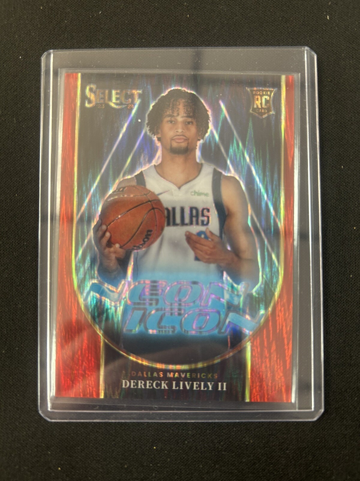 2023-24 Panini Select Neon Icon Red Flash Prizm #16 Dereck Lively II  /99