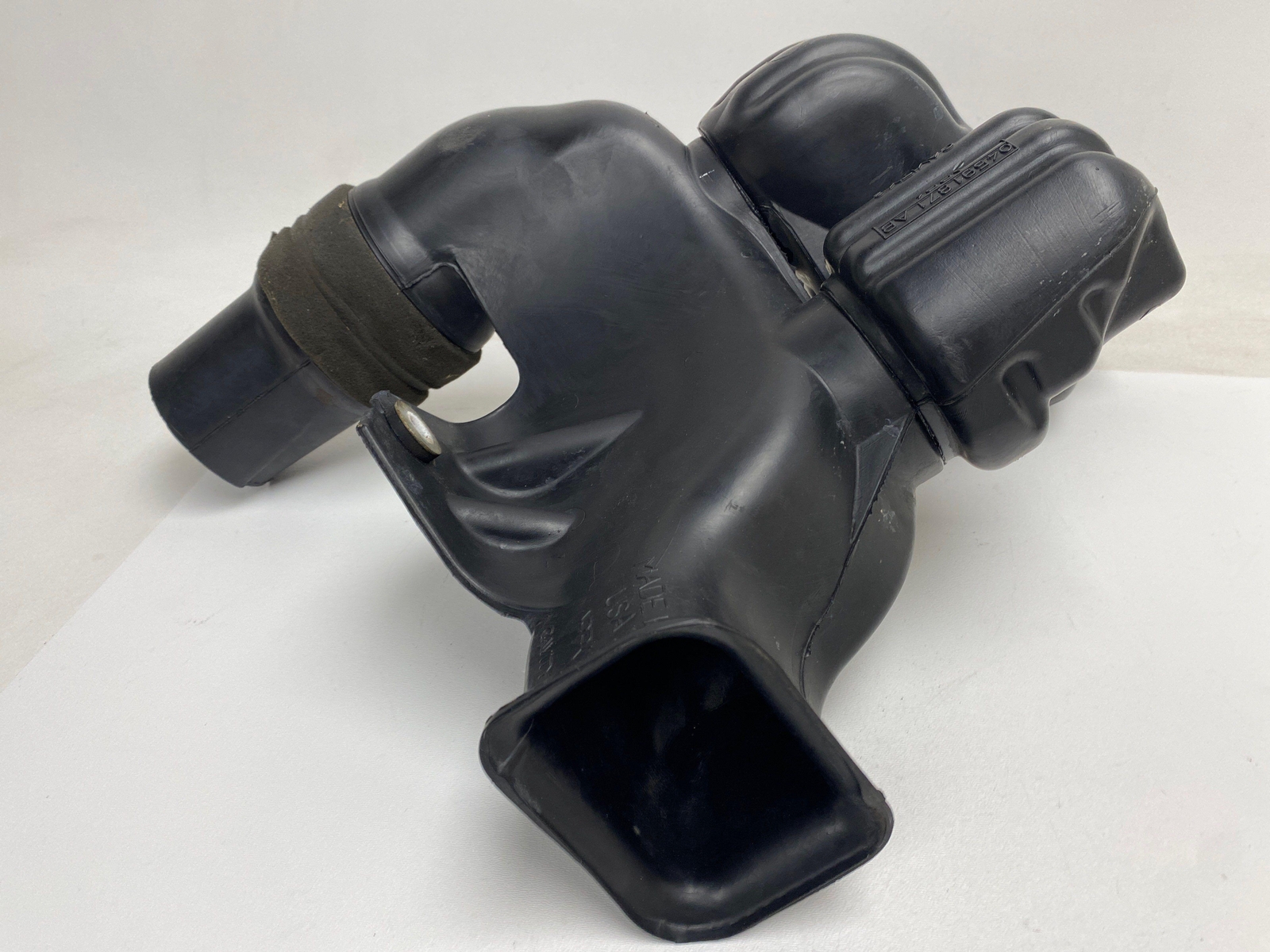 Air Cleaner Intake Resonator Assy 04591871AB Fits 2006 - 2010