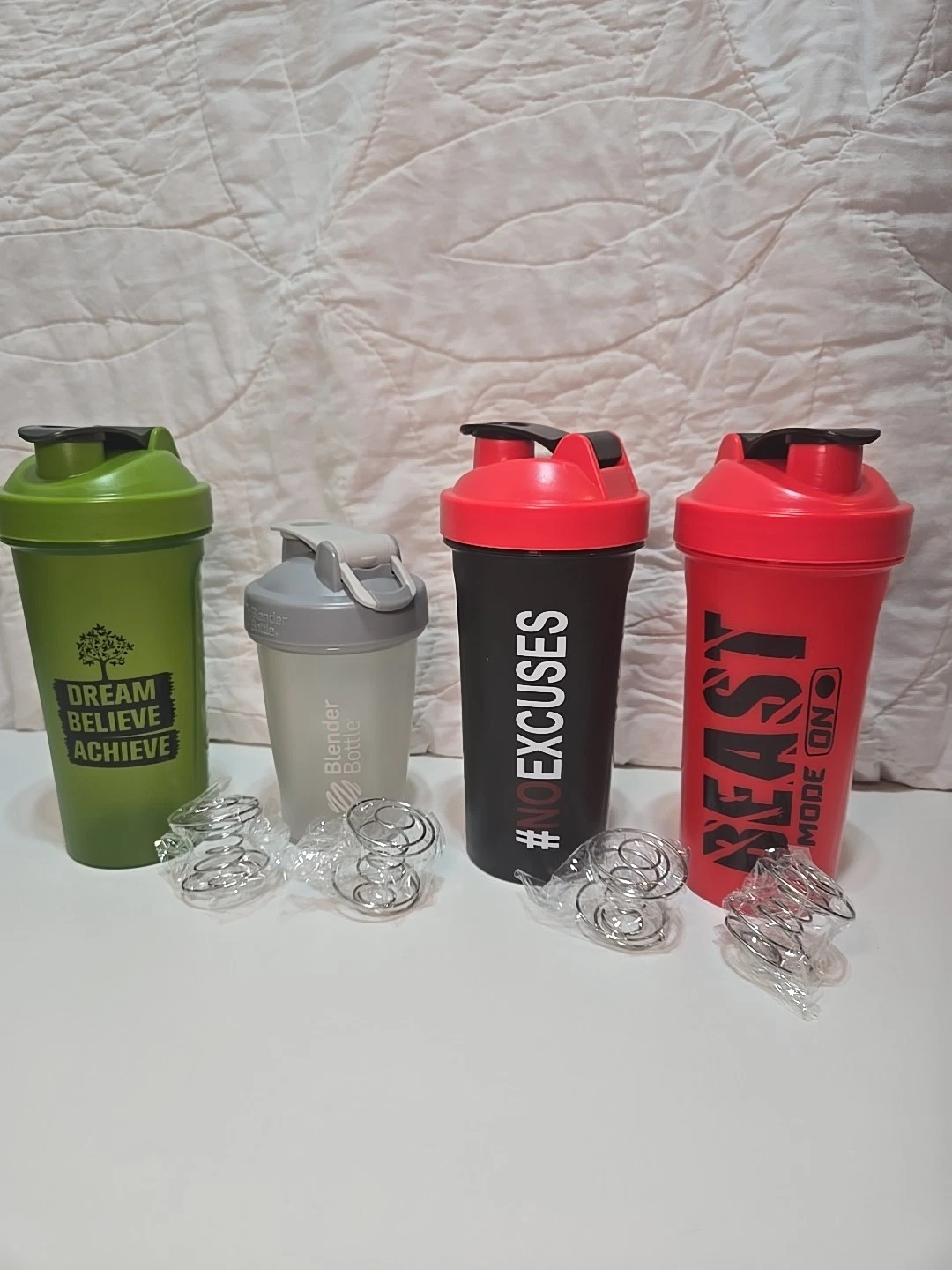 4 Blender Bottles Overnight Oats/Protein Shaker ~3 Of 20 oz 1 -12 Oz BPA Free