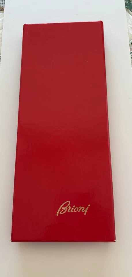 Juego de esmoquin ajustable negro/dorado vintage BRIONI plisado con faja y pajarita Foto 2 de 4